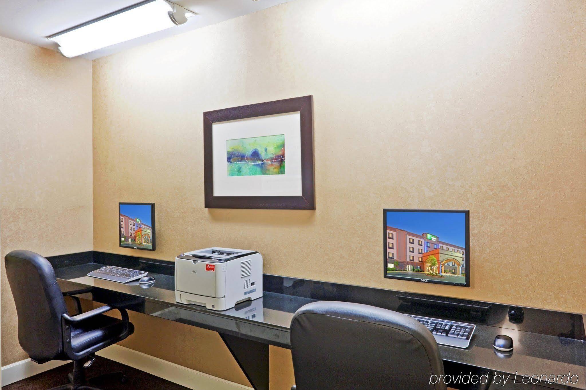 Holiday Inn Express Puyallup By Ihg מראה חיצוני תמונה